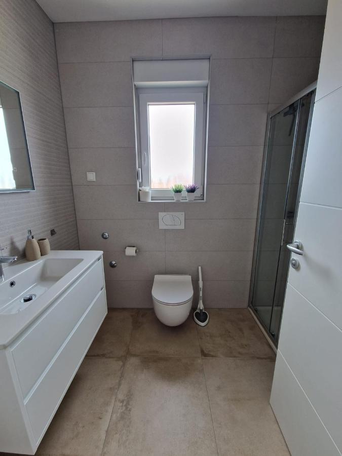 נין Deluxe Apartment Mila מראה חיצוני תמונה
