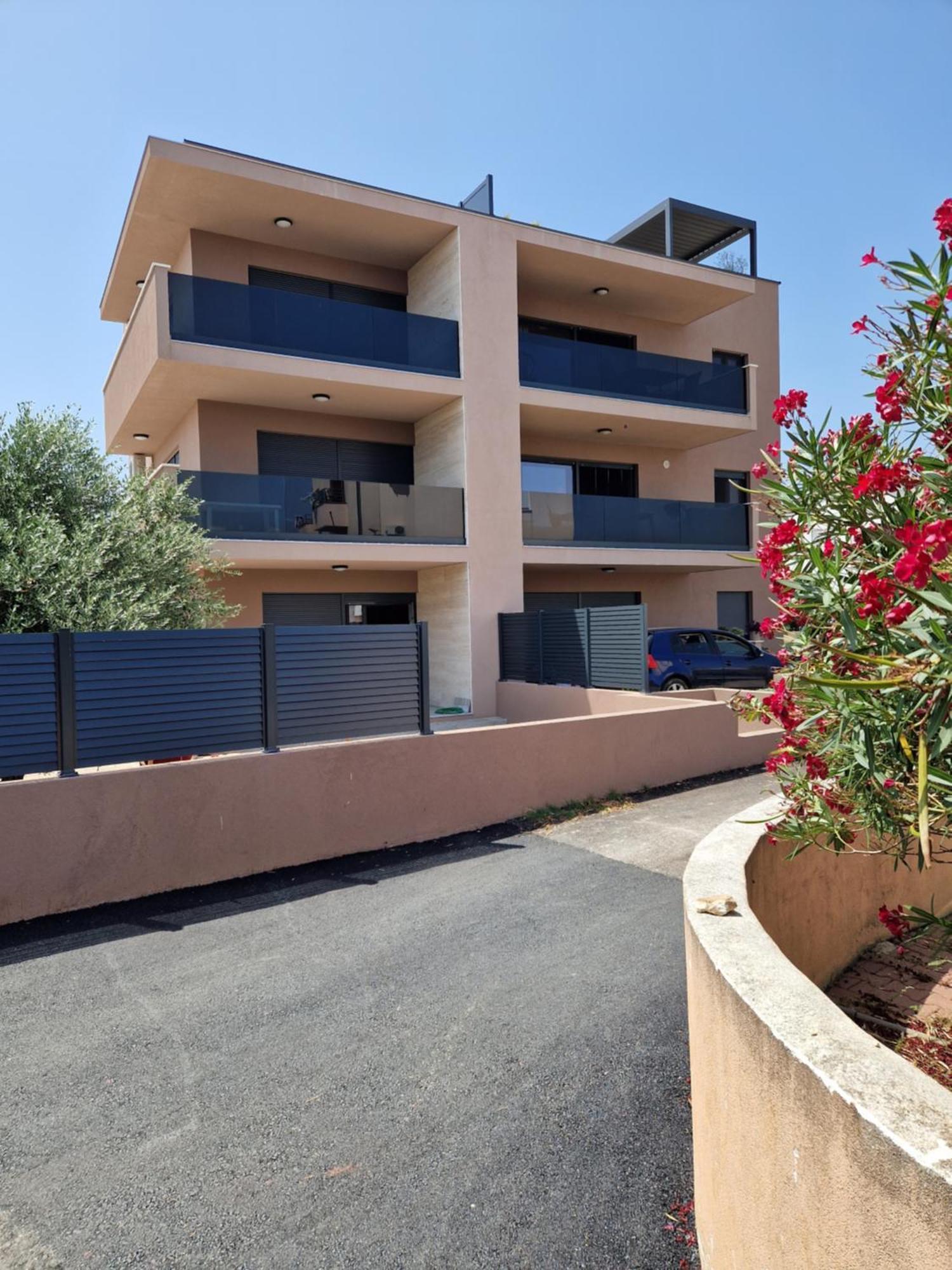 נין Deluxe Apartment Mila מראה חיצוני תמונה